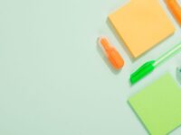 Канцтовары — иллюстрация